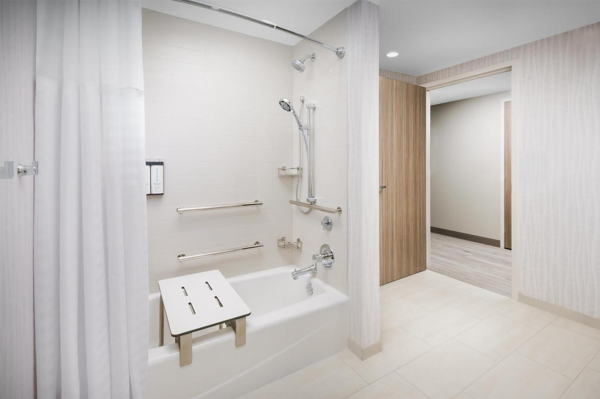 Hotel Hyatt Place Panama - Beachfront