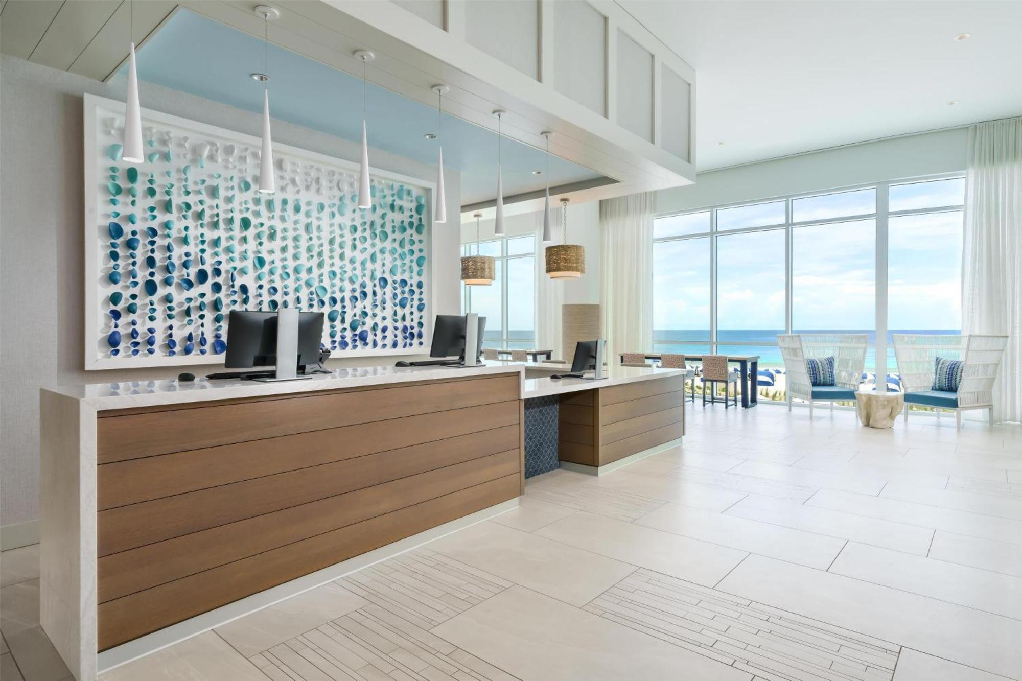Hyatt Place Panama - Beachfront 5*